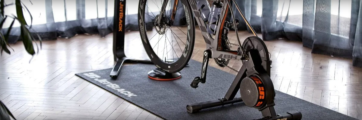 jet black cycling trainer